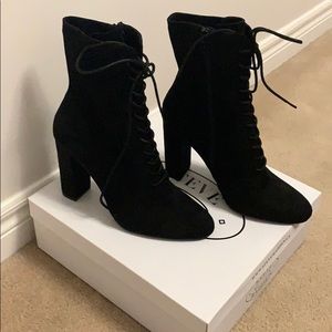 Steve Madden ankle boots, size 8, never been worn.